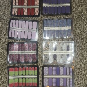 💅18 sets random nail strip sets NEW IN PKG